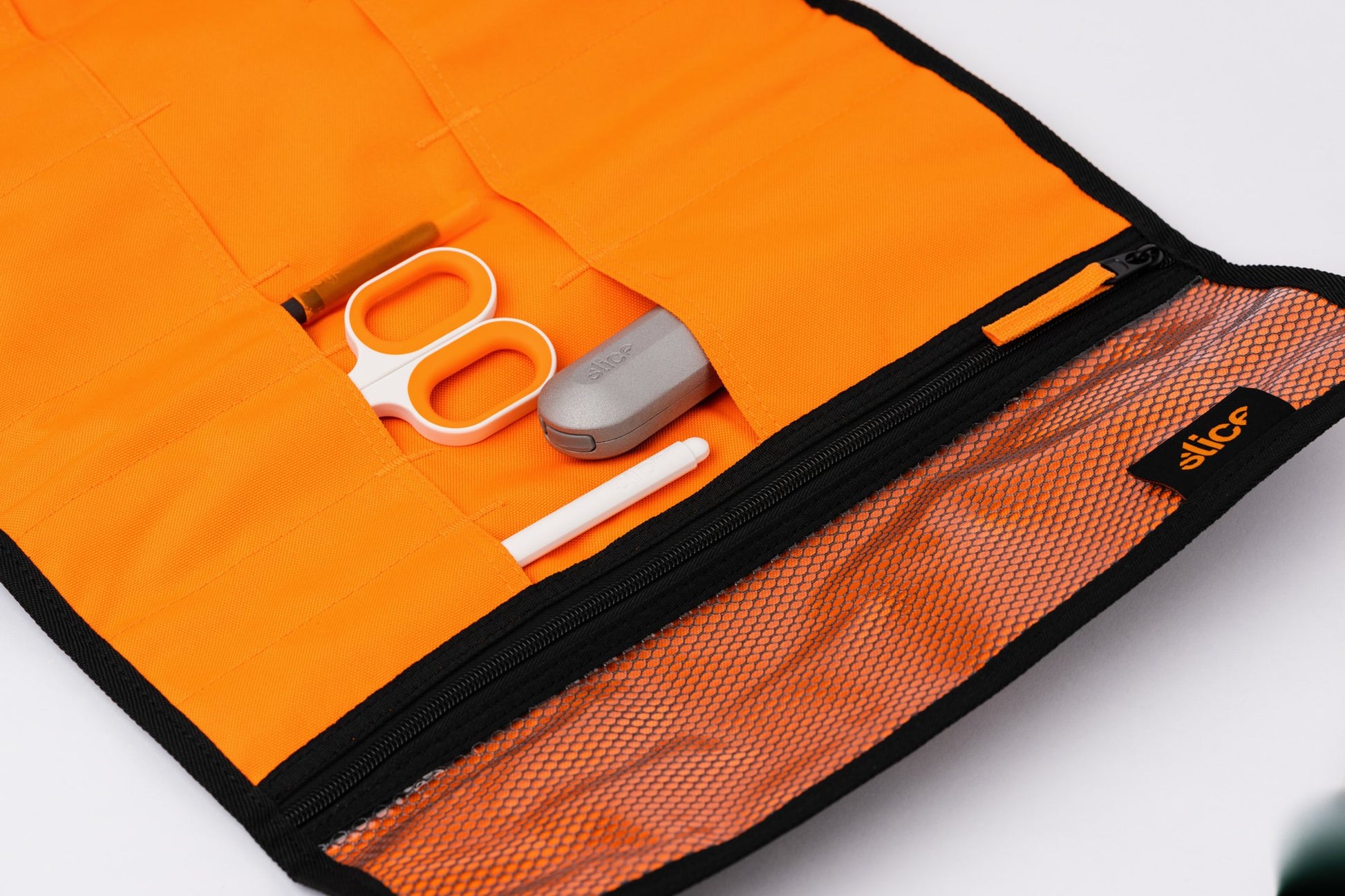 Rouleau d'outils Super Roll, sac à outils enroulable polyvalent, rouleau de  clé, seau organisateur d'outils en toile, trousse de premiers soins pour  voiture - Temu Switzerland